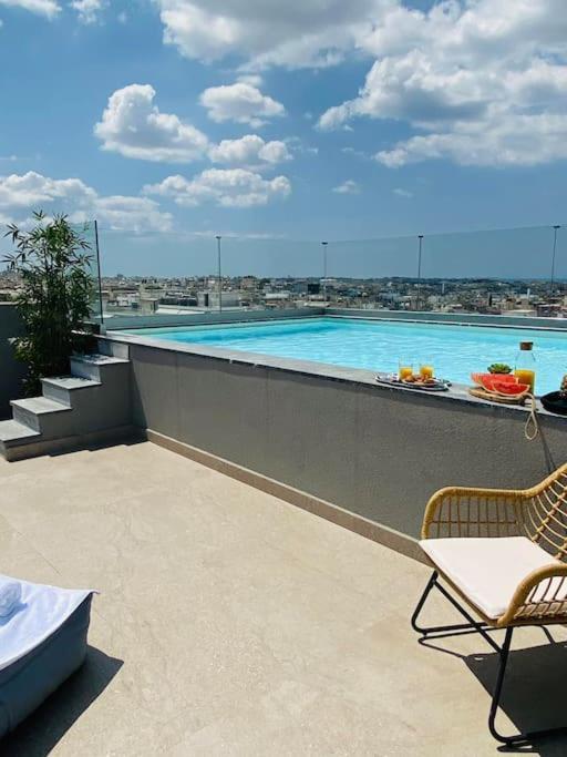 New 2Bd Aprt With Shared Rooftop Pool D3 Athens Exterior photo
