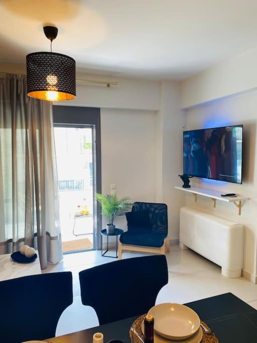 New 2Bd Aprt With Shared Rooftop Pool D3 Athens Exterior photo